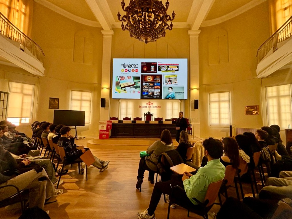 Momentos de la charla en la 13a Setmana Emprenedoria en INS Escola del Treball